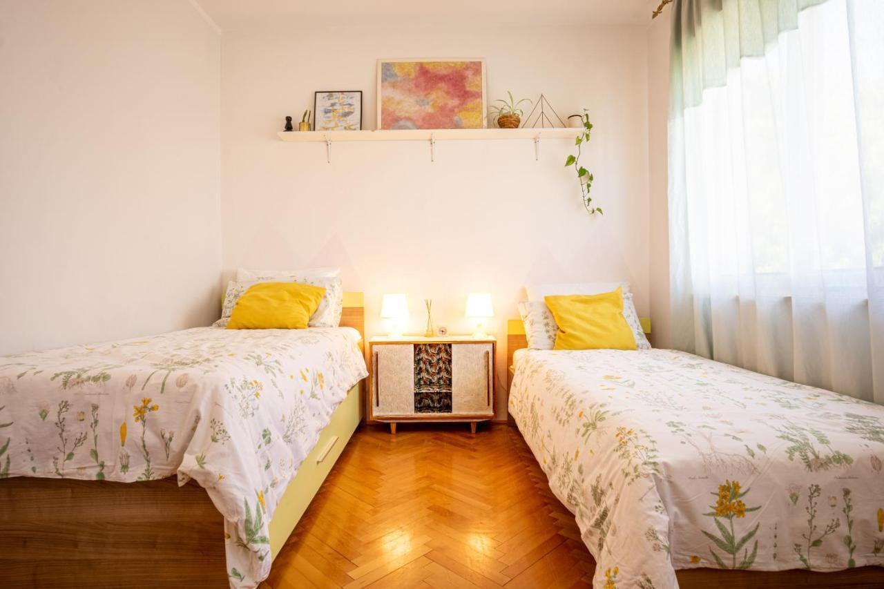 Spacious By The Sea 8+4 * Pula